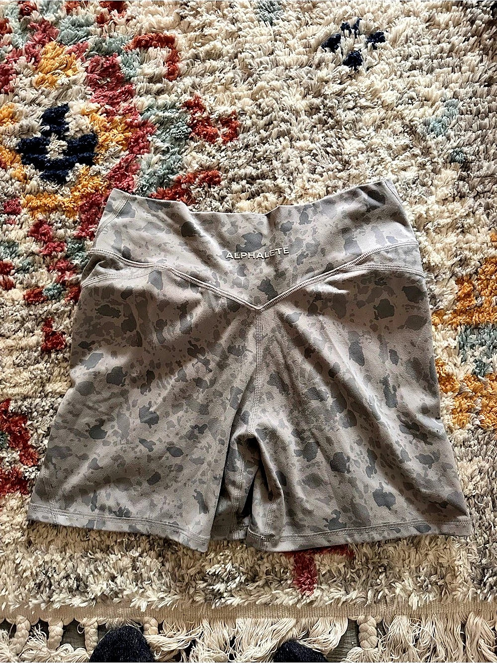 ALPHALETE Surface Power Short 5" Camo Athletic Shorts Gray